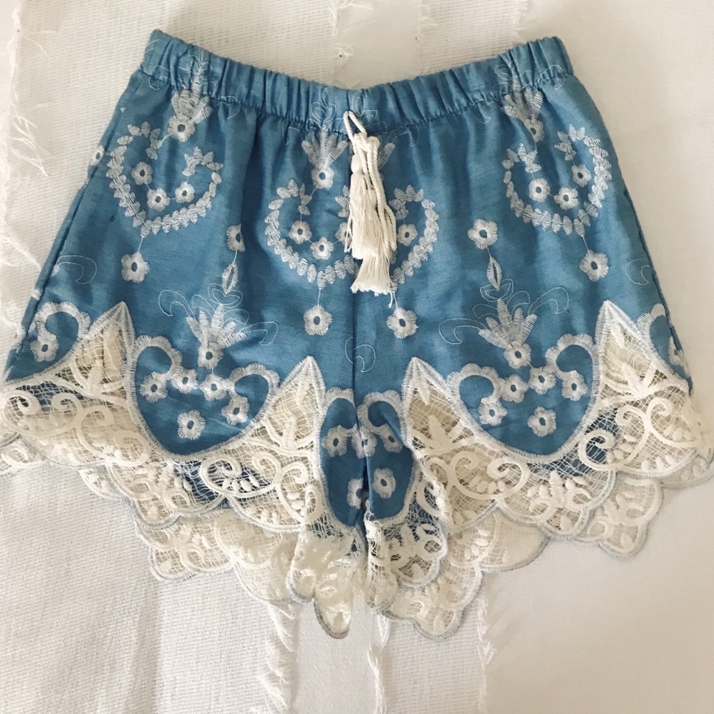 soft denim and lace detailed shorts